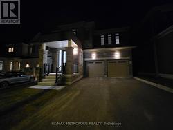 10 WRAGGS ROAD Bradford West Gwillimbury, ON L3Z 4N1
