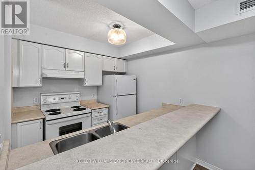 208 - 107 BOND STREET , Orillia, Ontario L3V 1J7 5