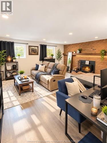 569 LESPERANCE ROAD Unit# LOWER , Tecumseh, Ontario N8N 1W5 3