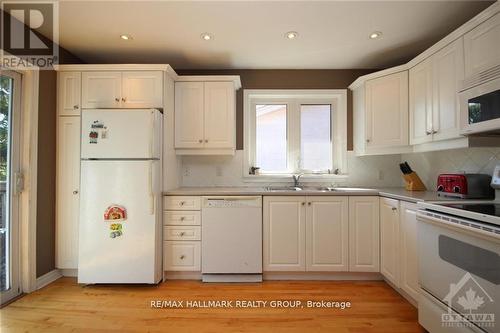 657 Golden Avenue, Ottawa, ON 
