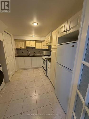 BASEMENT - 139 CHURCH AVENUE , Toronto, Ontario M2N 4G3 4
