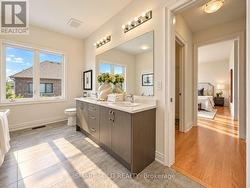 Master Bedroom's Ensuite - 