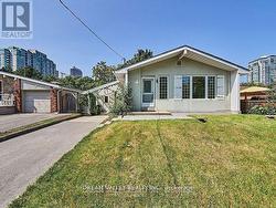 MAIN - 24 GABLE PLACE Toronto, ON M1P 4J8