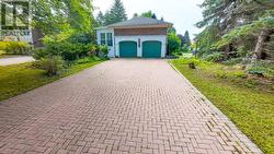 284 MURRAY DRIVE Aurora, ON L4G 6B1