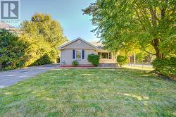 1099 KENT AVENUE Oakville, ON L6H 1Z9