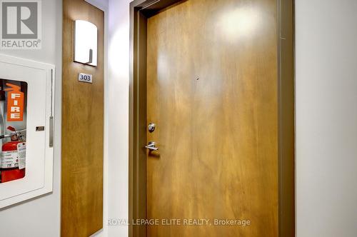 303 - 340 PLAINS ROAD E , Burlington, Ontario L7T 2C8 5