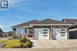 701 Casper CRESCENT Warman, SK S0K 4S4