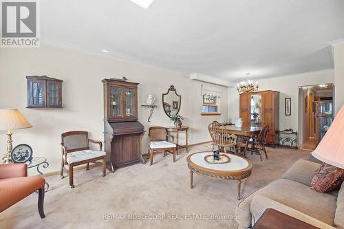 4 Warlingham Court, Toronto, ON 
