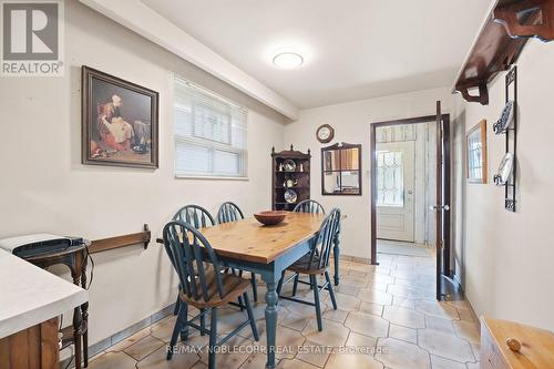 4 Warlingham Court, Toronto, ON 