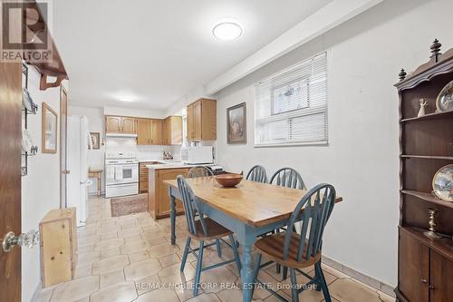 4 Warlingham Court, Toronto, ON 