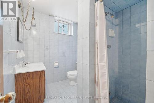 4 Warlingham Court, Toronto, ON 