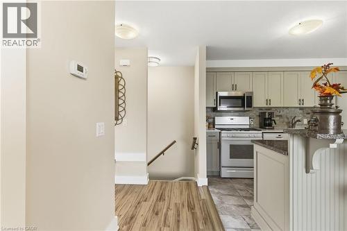111 Smits Cove Unit# 302, Smithville, ON 