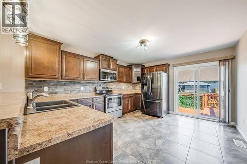 11916 Boulder Crescent, Windsor, ON 