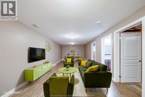 11916 Boulder Crescent, Windsor, ON 