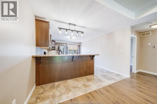 11916 Boulder Crescent, Windsor, ON 