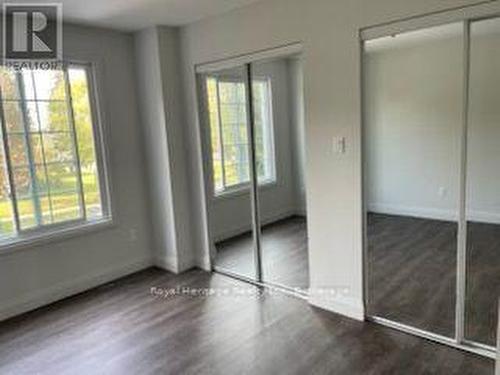 UNIT 2 - 279 HUMBER AVENUE , Oshawa (McLaughlin), Ontario L1J 2T3 5