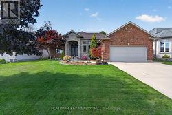 9 RONALD BLOORE DRIVE Sarnia, ON N7W 1C5