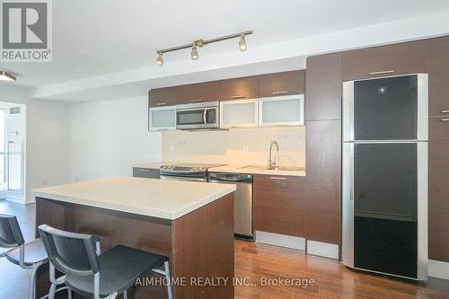 1405 - 386 Yonge Street, Toronto, ON 