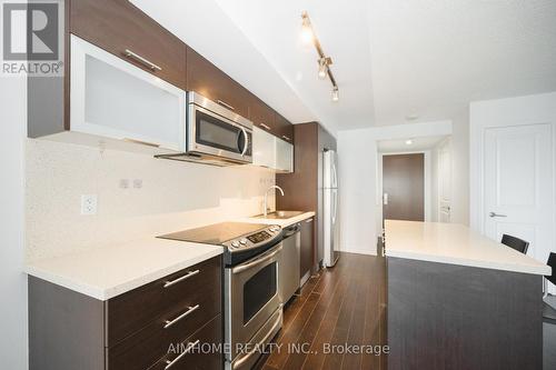 1405 - 386 Yonge Street, Toronto, ON 