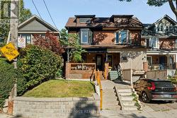 49 INGHAM AVENUE Toronto, ON M4K 2W6