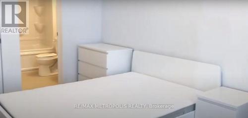 70 - 1760 SIMCOE STREET , Oshawa, Ontario L3G 0C3 5