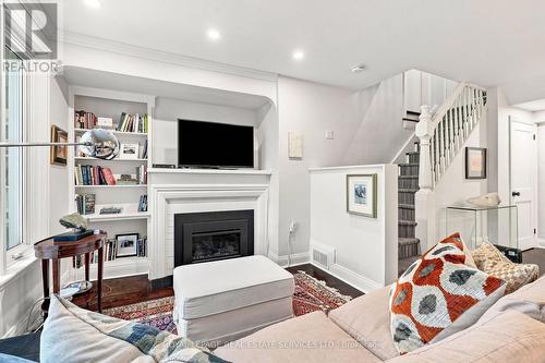 372 Trafalgar Road, Oakville, ON 
