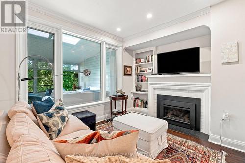 372 Trafalgar Road, Oakville, ON 