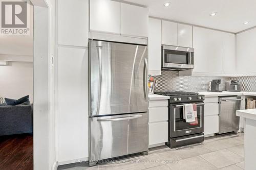 372 Trafalgar Road, Oakville, ON 