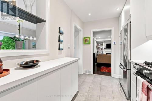 372 Trafalgar Road, Oakville, ON 