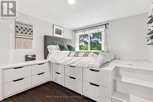 372 Trafalgar Road, Oakville, ON 