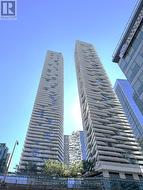 5004 - 88 HARBOUR STREET Toronto, ON M5J 0C3