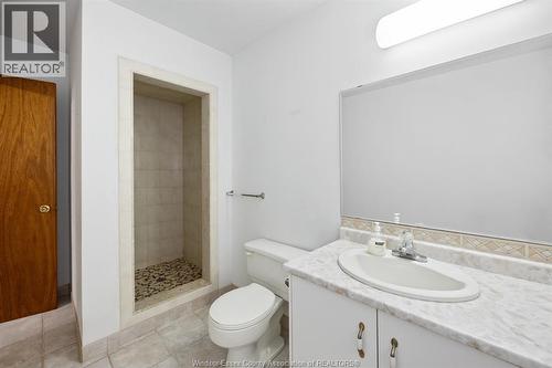256 Kenilworth Place, Windsor, ON 