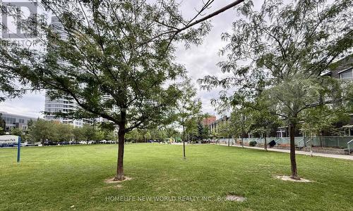 2015 - 275 Village Green Square, Toronto, ON 
