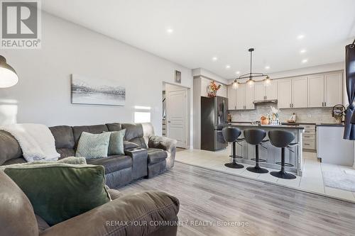 6 Jackson Drive, New Tecumseth, ON 