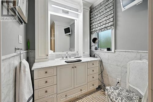 2209 Ghent Avenue, Burlington, ON 