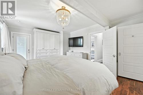 2209 Ghent Avenue, Burlington, ON 