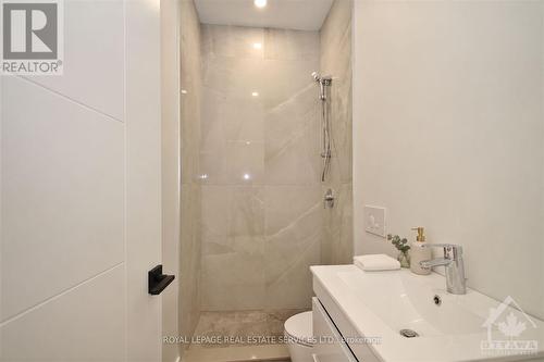 4B Huron Avenue N, Ottawa, ON 