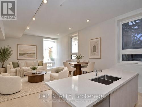 4B Huron Avenue N, Ottawa, ON 