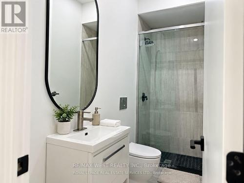 4B Huron Avenue N, Ottawa, ON 