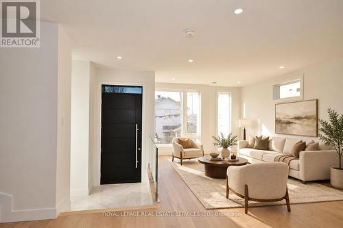 4B Huron Avenue N, Ottawa, ON 