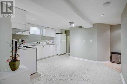 LOWER - 294 TAYLOR MILLS DRIVE S , Richmond Hill, Ontario L4C 2S6 2