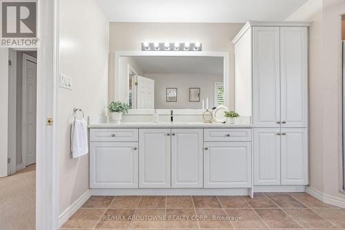 2381 Grand Oak Trail, Oakville, ON 