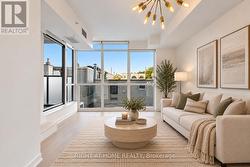 307 - 36 HOWARD PARK AVENUE Toronto, ON M6R 0A7
