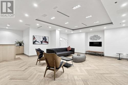 307 - 36 Howard Park Avenue, Toronto, ON 