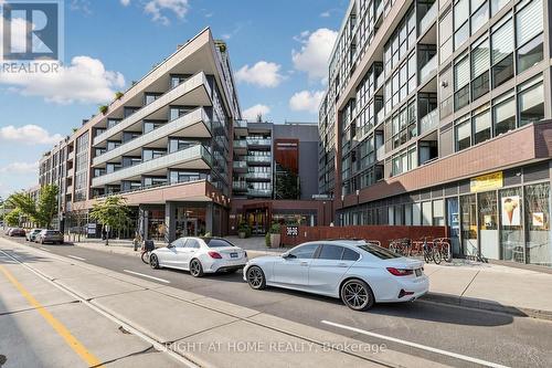 307 - 36 Howard Park Avenue, Toronto, ON 
