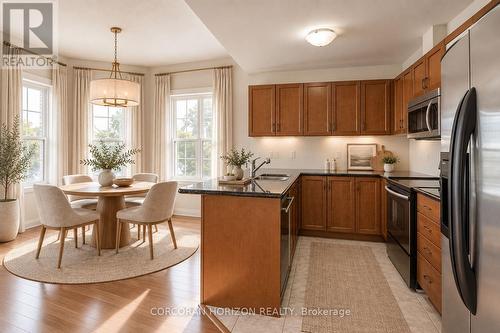 Dining room is open to Kitchen - Ph3 - 35 Hunt Avenue, Richmond Hill, ON 