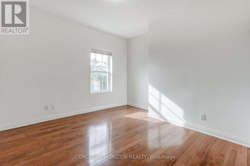 Spacious 2nd bedroom - Ph3 - 35 Hunt Avenue, Richmond Hill, ON 