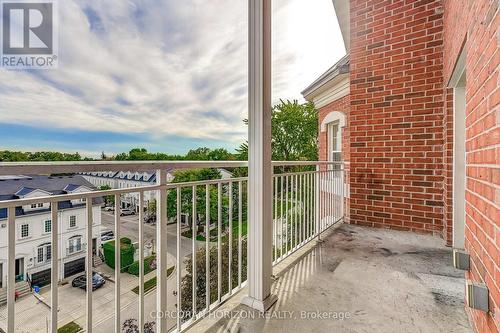 Ph3 - 35 Hunt Avenue, Richmond Hill, ON 