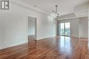 Spacious living room with walk out to balcony - Ph3 - 35 Hunt Avenue, Richmond Hill, ON 