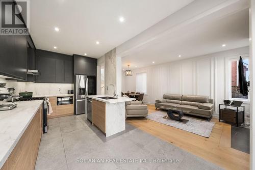 163 Wildberry Crescent, Vaughan, ON 